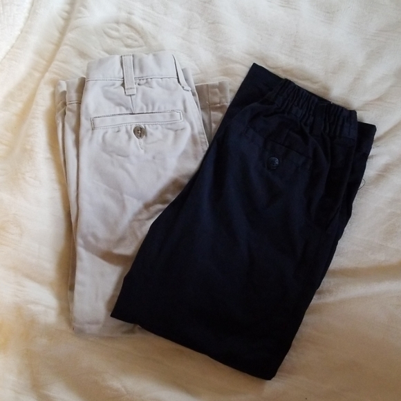 GAP Other - Gap khakis boys size 6